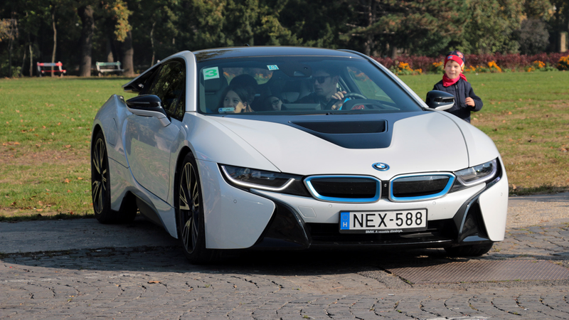 Illustration for article titled All Children Deserve The BMW i8 Experience